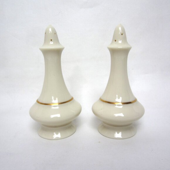 Lenox Regency 4" Cream 14K Gold Trim Salt and Pepper Shaker Set EUC - Picture 2 of 4